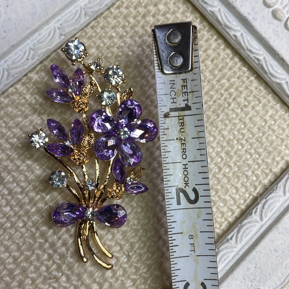 NEW Purple Floral Brooch Pin Broach - Picture 5 of 6